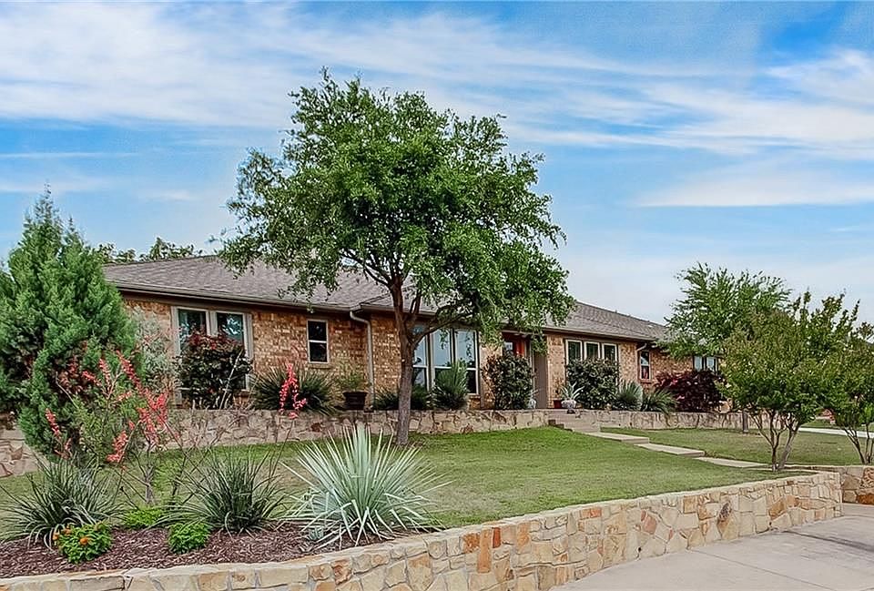 1st image of 8709 Lake Country Dr