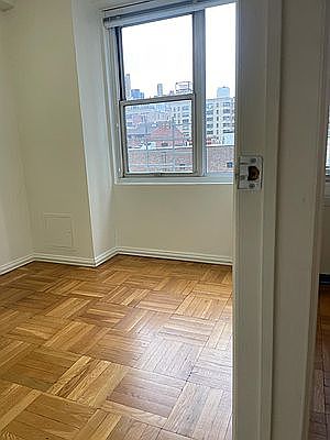1st image of 401 E 81st St APT 15D