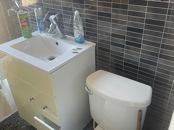 4th image of 8309 Lefferts Blvd APT 6F
