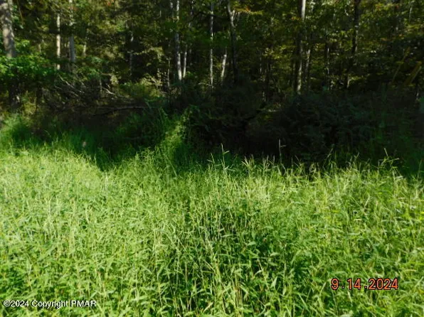 413 Running Valley Rd #434, Stroudsburg, PA 18360