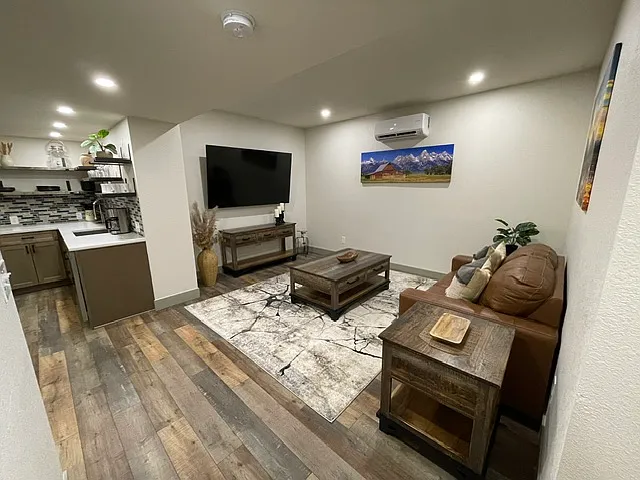 6710 Hillside Way — Photo 18