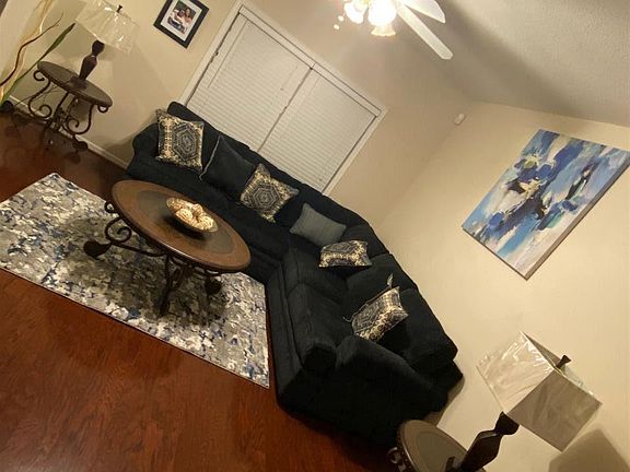 2nd image of 3980 Sunrise Cir