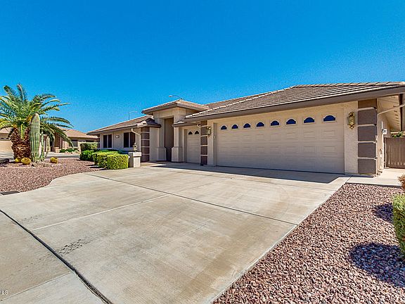 3rd image of 2739 S Teakwood Cir