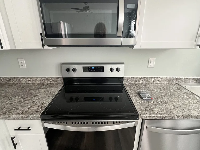 2711 Detroit St #4 — Photo 23