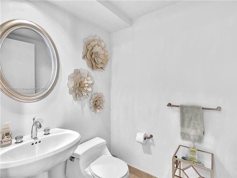 848 Brickell Key Dr APT 1805, Miami, FL 33131 | Zillow