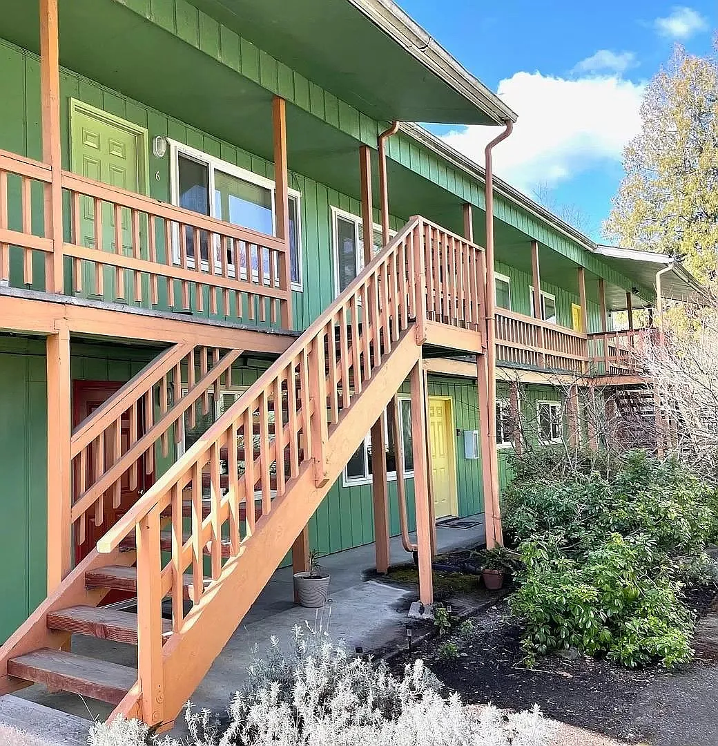 992w4t — Photo 1