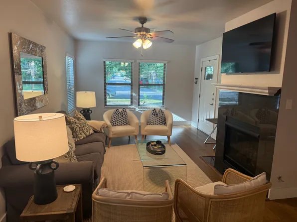 709 Harris Ave, Austin, TX 78705