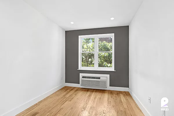 Rented by REZI | media 5