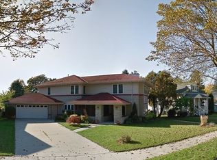 2960A E Rhode Island Ave, Milwaukee, WI 53207