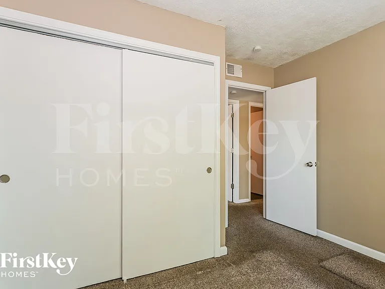 2787 Dawnview Dr — Photo 15