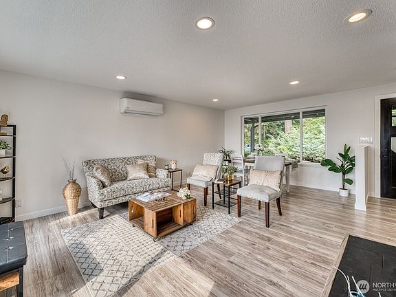 4th image of 13403 Goodnough Drive NW