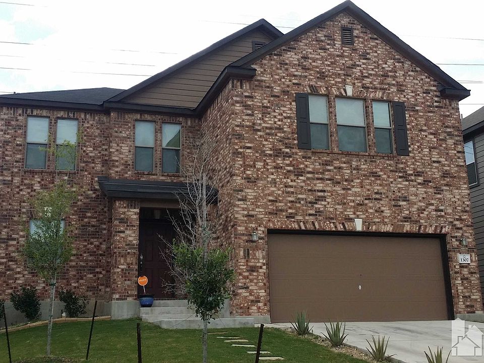 1st image of 1307 Plaza Lake Dr