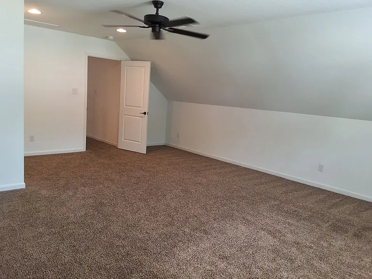 12668 Myrtle Ridge Ln — Photo 15