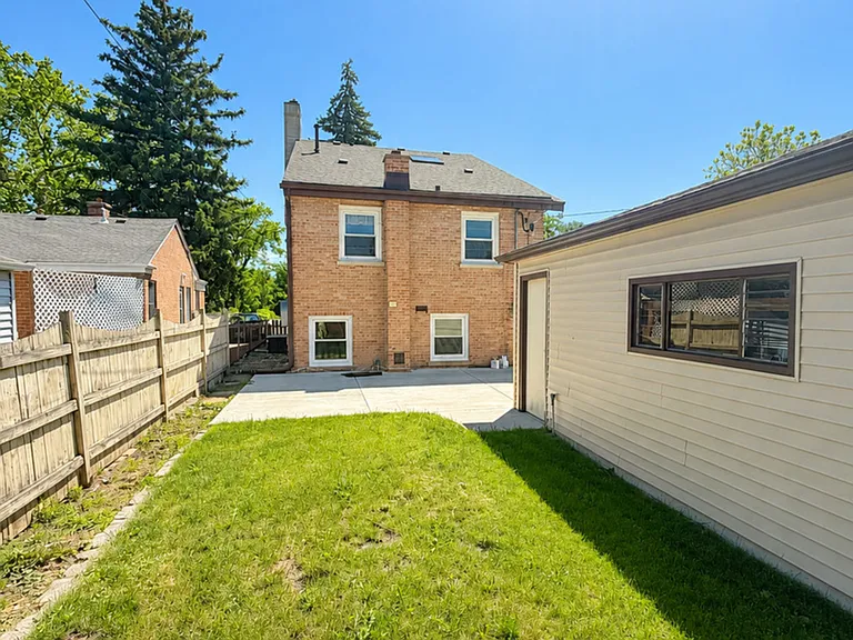 8252 N Caldwell Ave — Photo 24