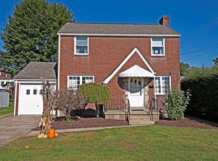 906 Graydon Dr, Pittsburgh, PA 15209