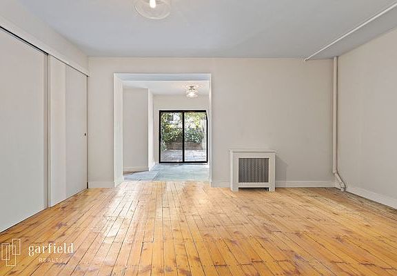 4th image of 210 Garfield Pl Floor 1