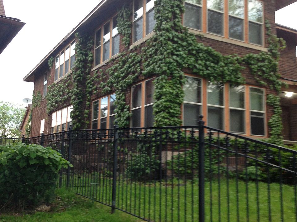 1st image of 675 Geranium Ave E