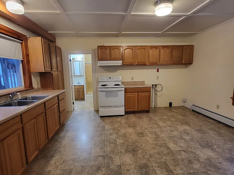 46 Crescent St #1 — Photo 2