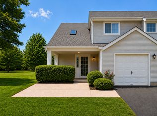 61 Devonshire Dr, Somerset, NJ 08873