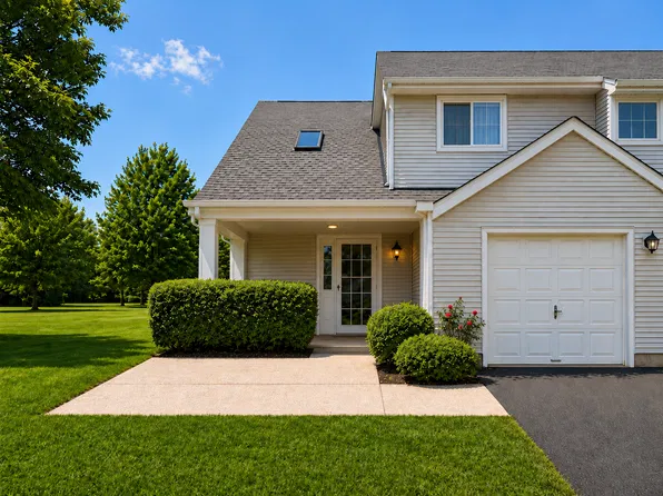 61 Devonshire Dr, Somerset, NJ 08873