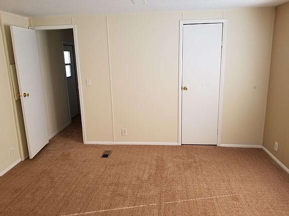 5th image of 13853 Bronte Dr N #23