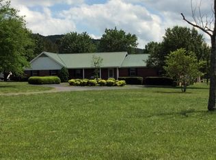 282 E Nickajack Rd, Ringgold, GA 30736