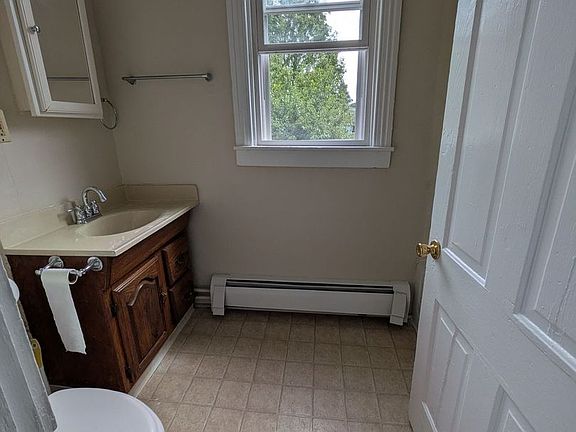 5th image of 142 W Main St APT D