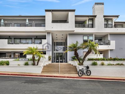 220 Nice Ln APT 208, Newport Beach, CA, 92663