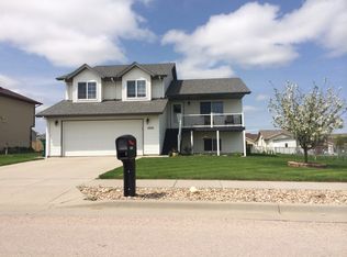 5010 S Pitch Dr, Rapid City, SD 57703