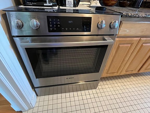 5th image of 15 E Kirby St APT 1203
