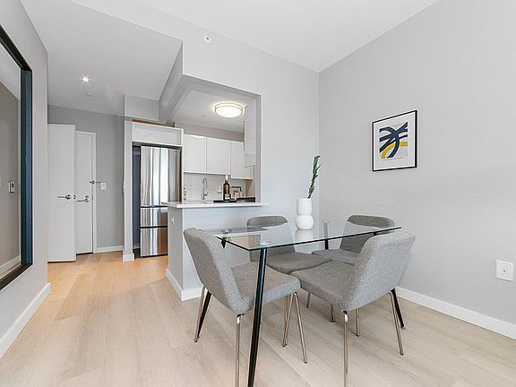 5th image of 800 Flatbush Ave APT 715
