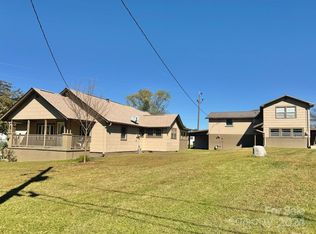 565 Neely Rd, Brevard, NC 28712