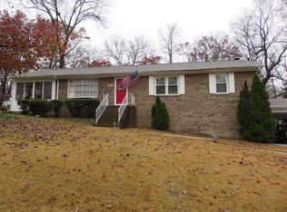 735 Hartford Ln, North Chesterfield, VA 23236