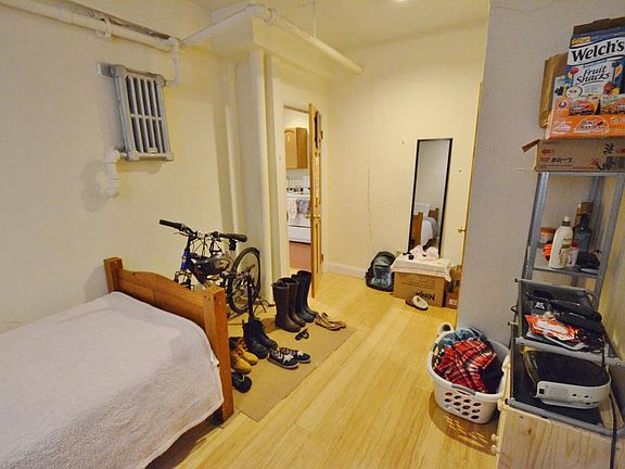 4th image of 52 Westland Ave #Ua42