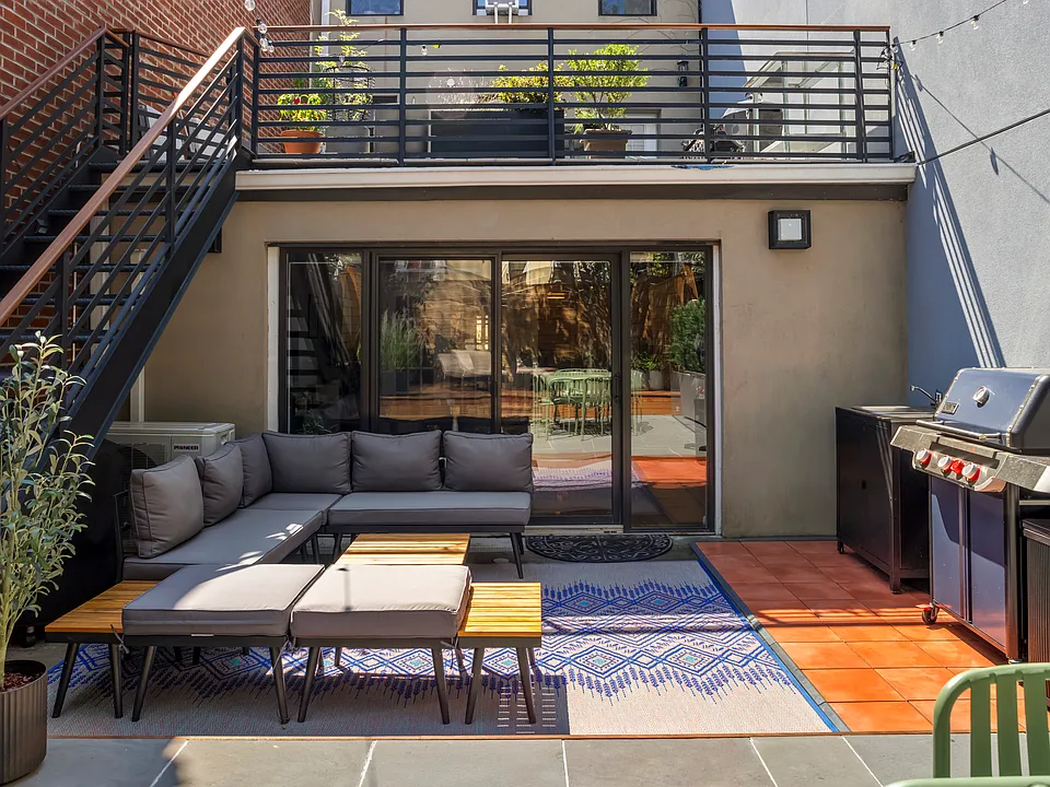 649 De Kalb Ave #1A
