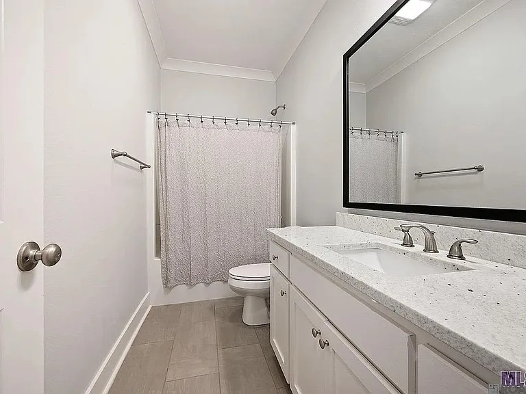 10238 Grayton Dr — Photo 10