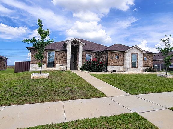 2nd image of 2502 Meadow Lark Dr