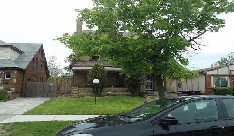 1st image of 14882-14884 Petoskey Ave