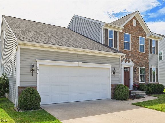3rd image of 1592 Brentfield Dr