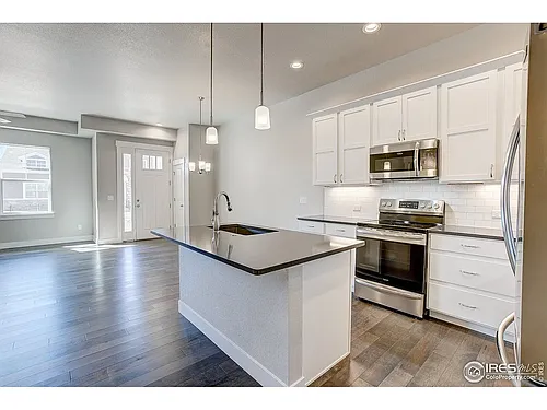 5045 Autumn Leaf Dr Photo 1
