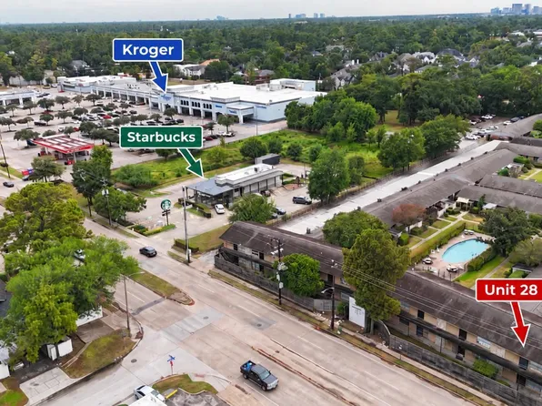1529 Wirt Rd APT 28, Houston, TX 77055