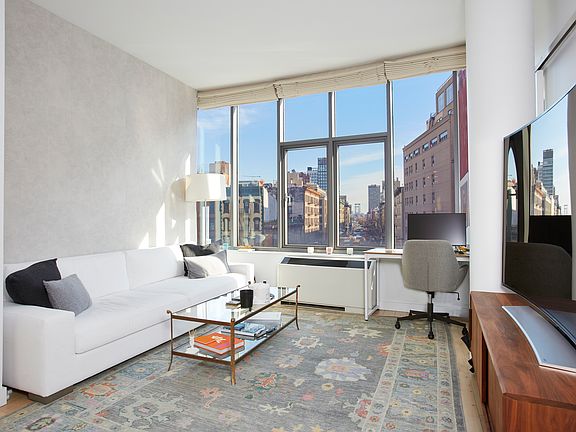 3rd image of 210 Lafayette St APT 4C