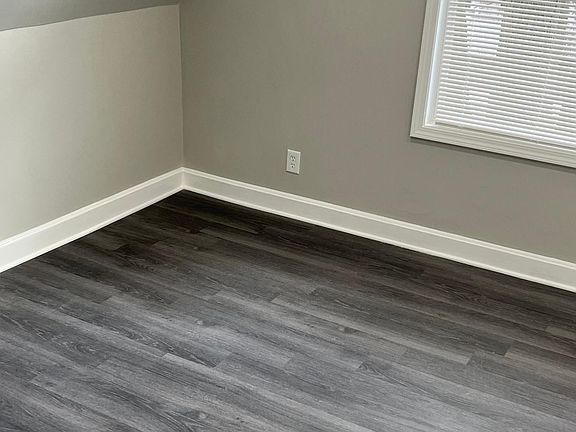 4th image of 386 W 2nd Ave #1/2
