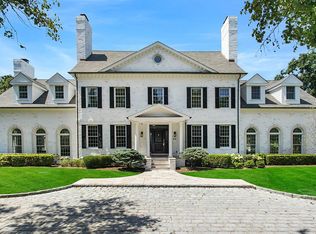 68 S Howells Point Rd, Bellport Village, NY 11713