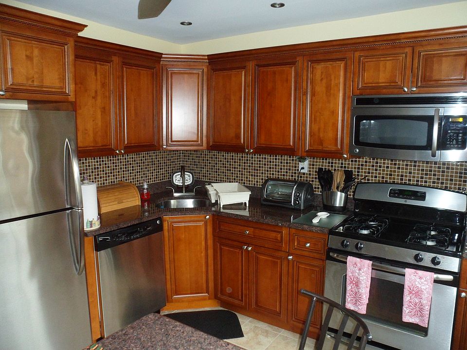 1st image of 4427 Wilshire Ln #J27