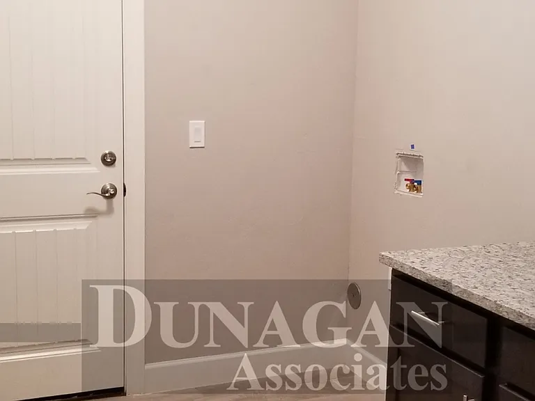 401 Baler Ln — Photo 16