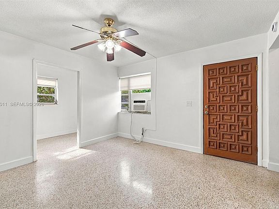 3rd image of 882 NW 2nd St