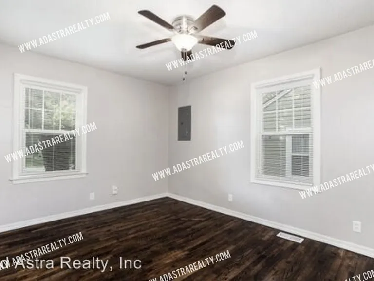 821 N Crysler Ave — Photo 14