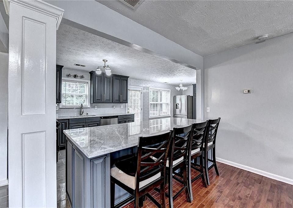 1st image of 4456 Glen Heights Trl