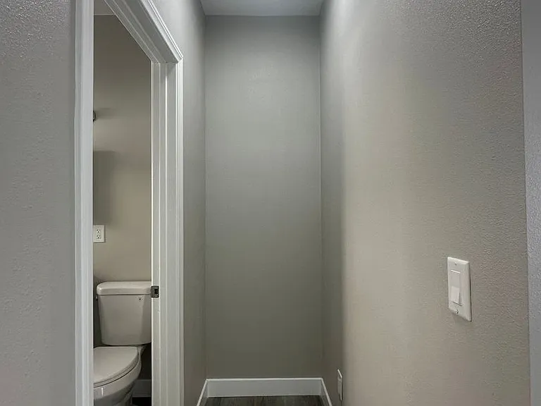 1904 E Bermuda St #9 — Photo 8